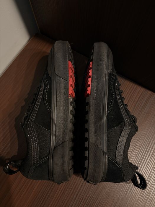 Кросівки Vans Old Skool Mte Black VN000CVNBKA