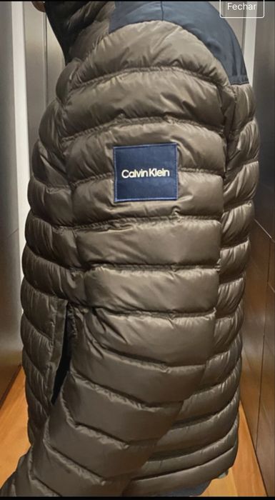 Blusão de Penas Calvin Klein