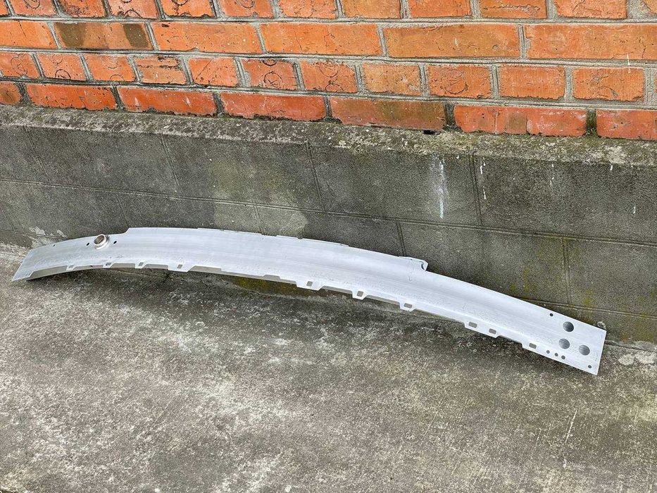 Підсилювач переднього бампера Mercedes W205 усилитель мерседес