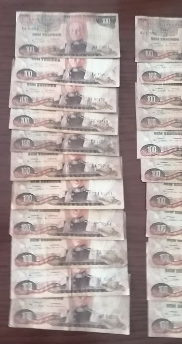 Notas de 100 escudos de Angola