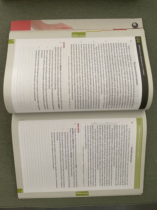 Caderno de Atividades, Trabalhar com Palavras 10, Português