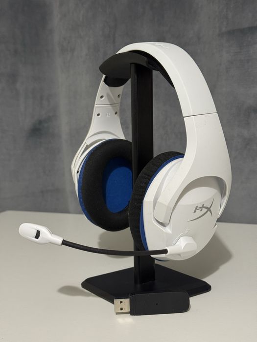 Headset HyperX Cloud Stinger Wireless PS5/PS4/PC Branco