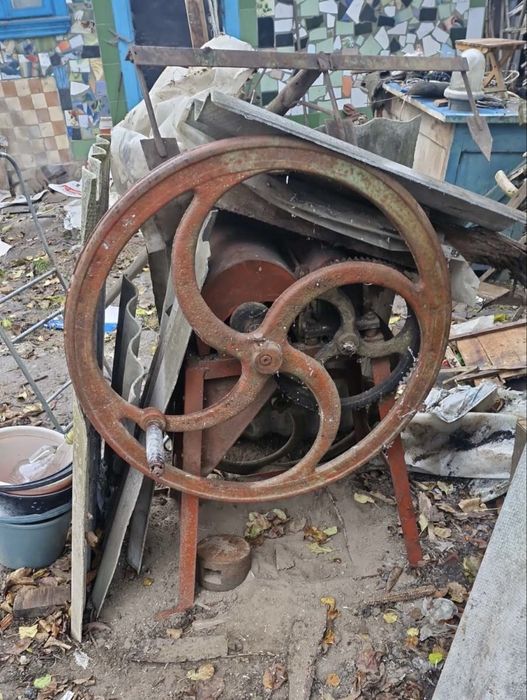 Продам січкарню.