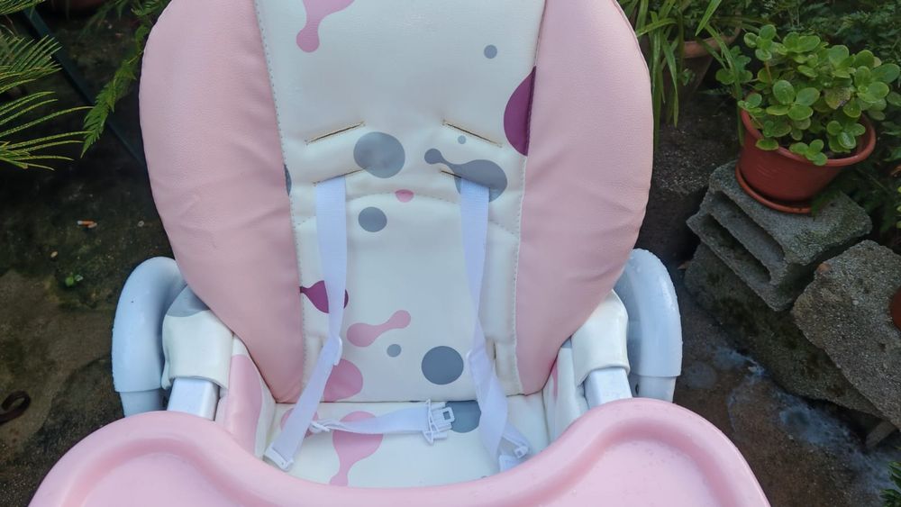 Vendo cadeira refeição bebe