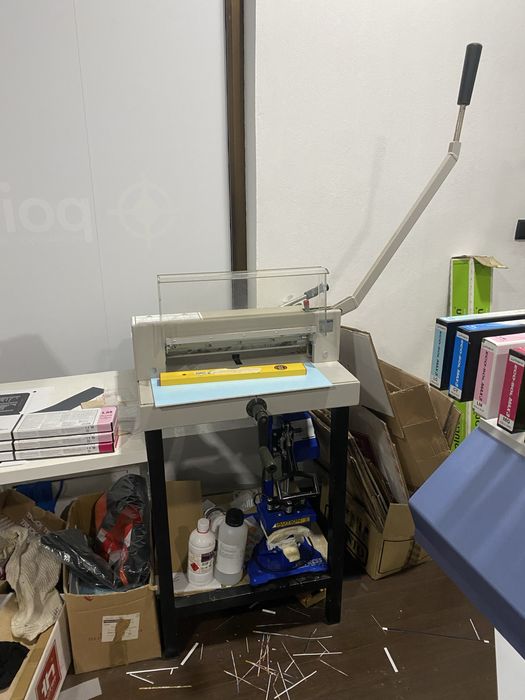 Guilhotina EBA 436 M – Corte Profissional – Excelente Estado