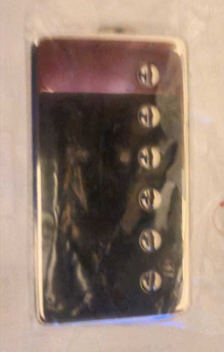 Captador humbucker de design Fender com ímã de alnico