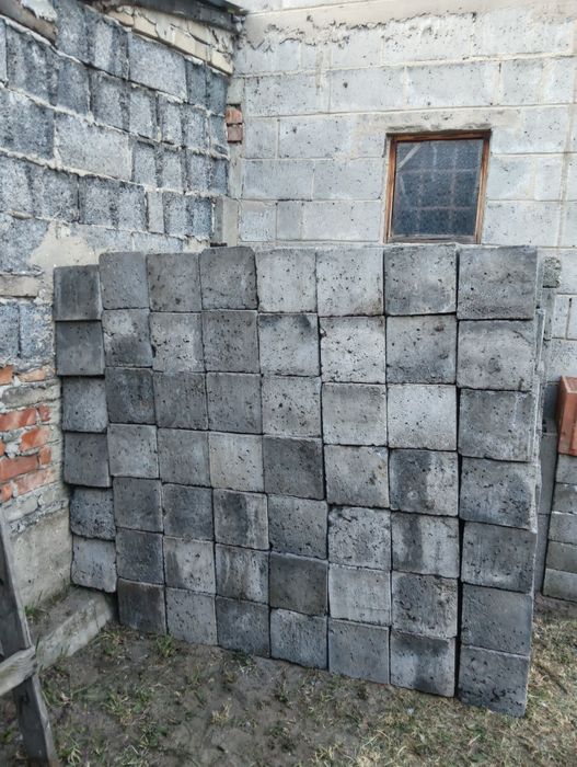 Pustaki 2 rodzaje