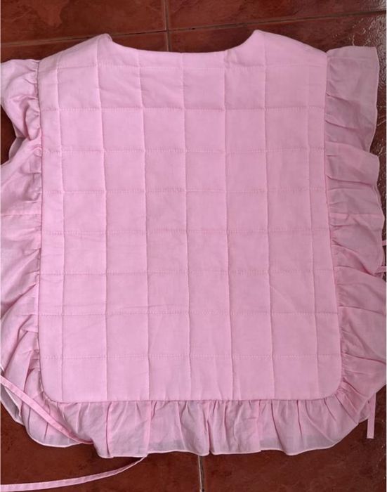 Жіночна романтична жилетка від overtheseadress