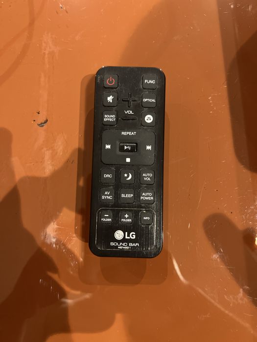 Soundbar e subwoofer