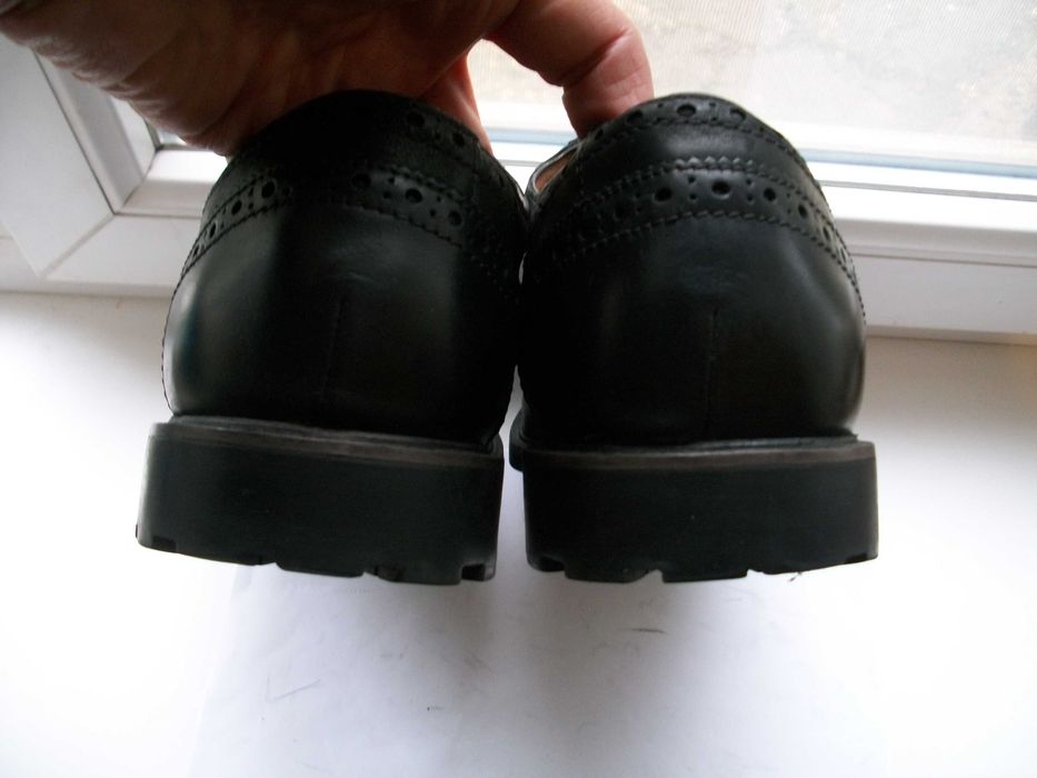 черные кожаные туфли Clarks 46 стелька 31 см  оригинал