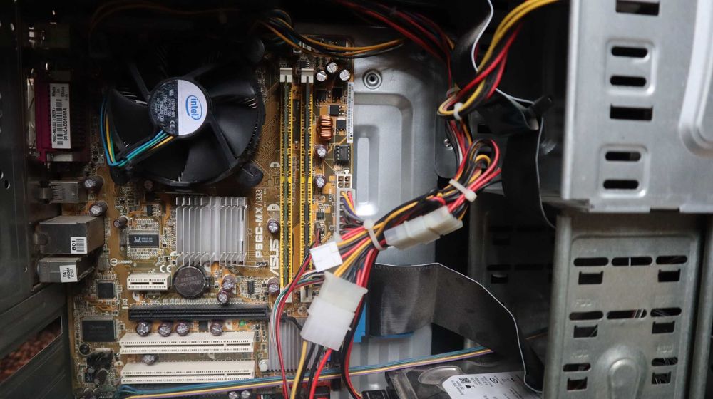 Системний блок компютер