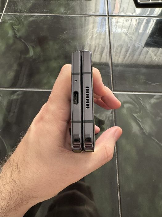 Samsung Z Fold 5 12/256Gb