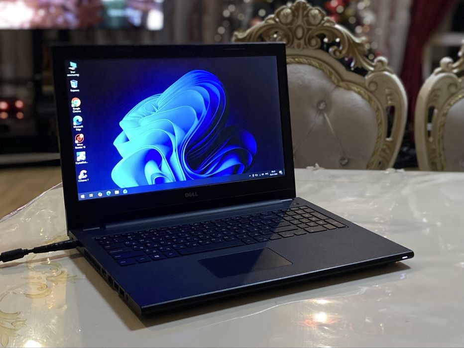 Продам игровой ноутбук / nvidia 820m / 8 гб ОЗУ / SSD 128