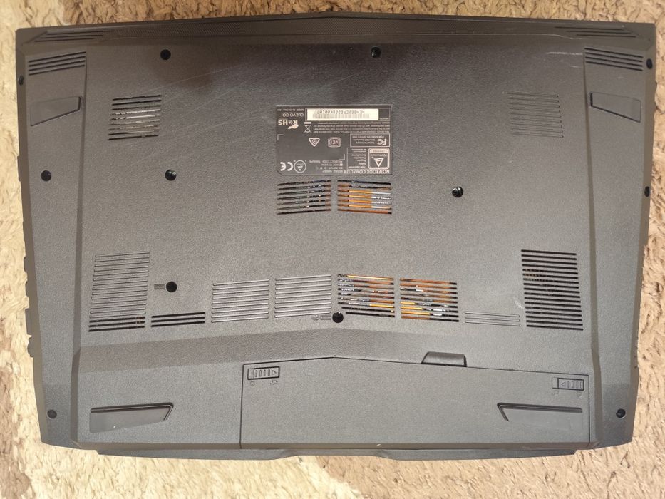 Clevo N860EP 15.6 144гц  i7-8750h/GTX 1060 6gb/16озу/256nvme+1tb hdd