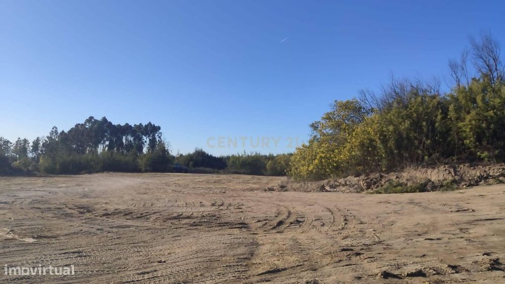 Terreno à venda em Ratoeira, Celorico da Beira