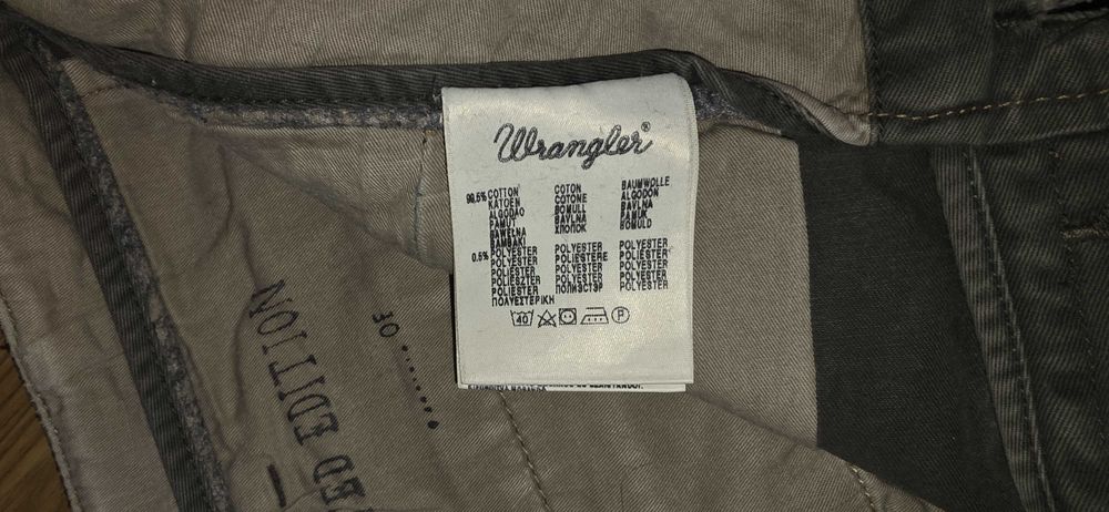 Spodnie Wrangler CHINO W 36 L 32