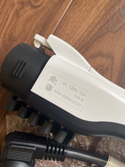 Зарядне до KIA Niro, Hyundai Kona,Ionig,Soul Новий. 220v.