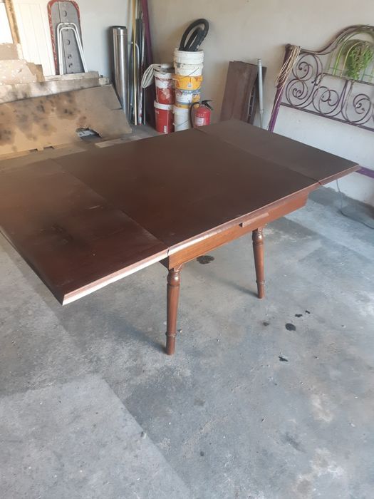 Mesa de madeira .