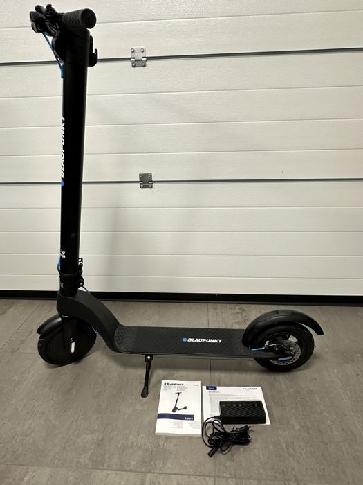 Oryginlana jak NOWA hulajnoga BLAUPUNKT ESC 808  Black Edition  25km/h