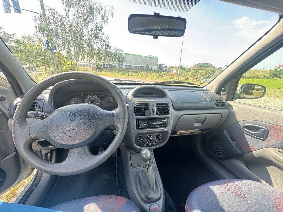 Renault Clio 1.9