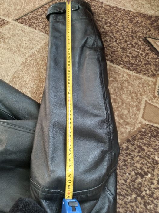 Чоловіча шкиряна куртка