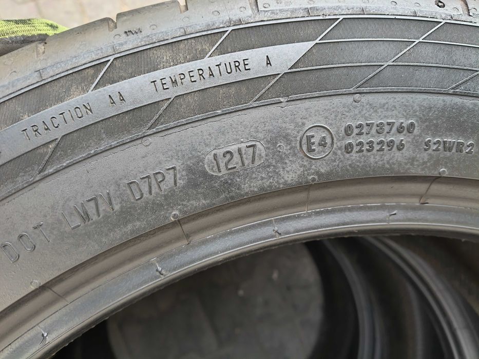 Lato Continental 275/45 R20 6mm
