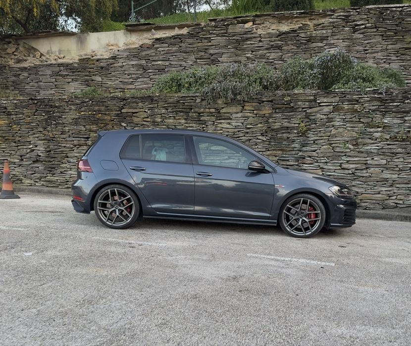 VW Golf GTI Performance