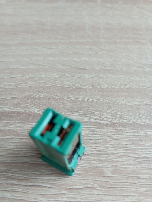 Bezpiecznik do Mazdy 40