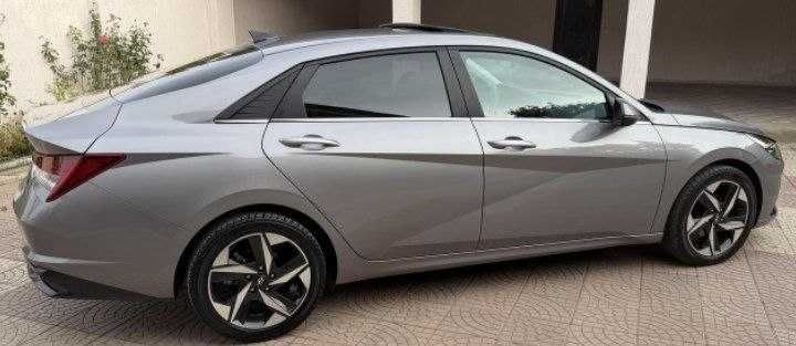 Hyundai Elantra 2023