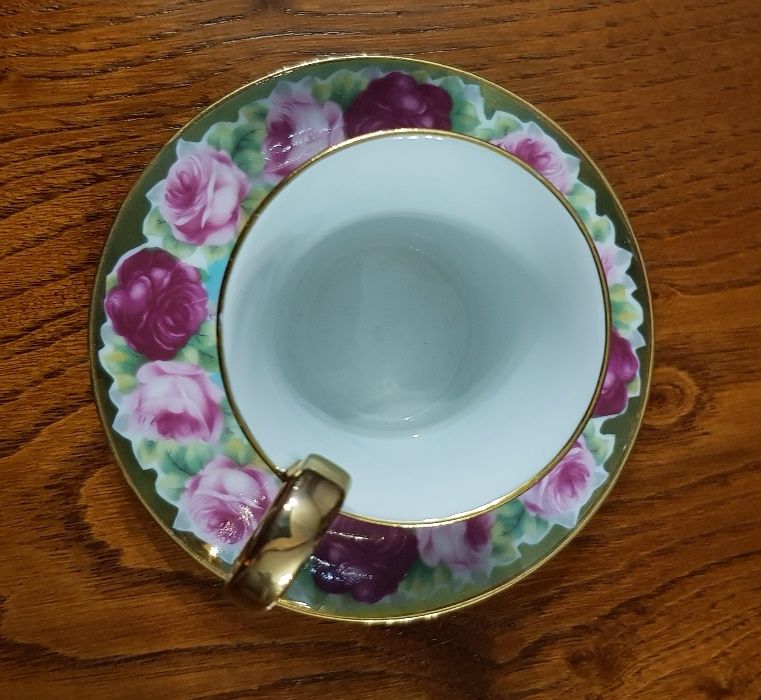 DW Porzellan Karlsbader Wertarbeit - Chávena Com Pires