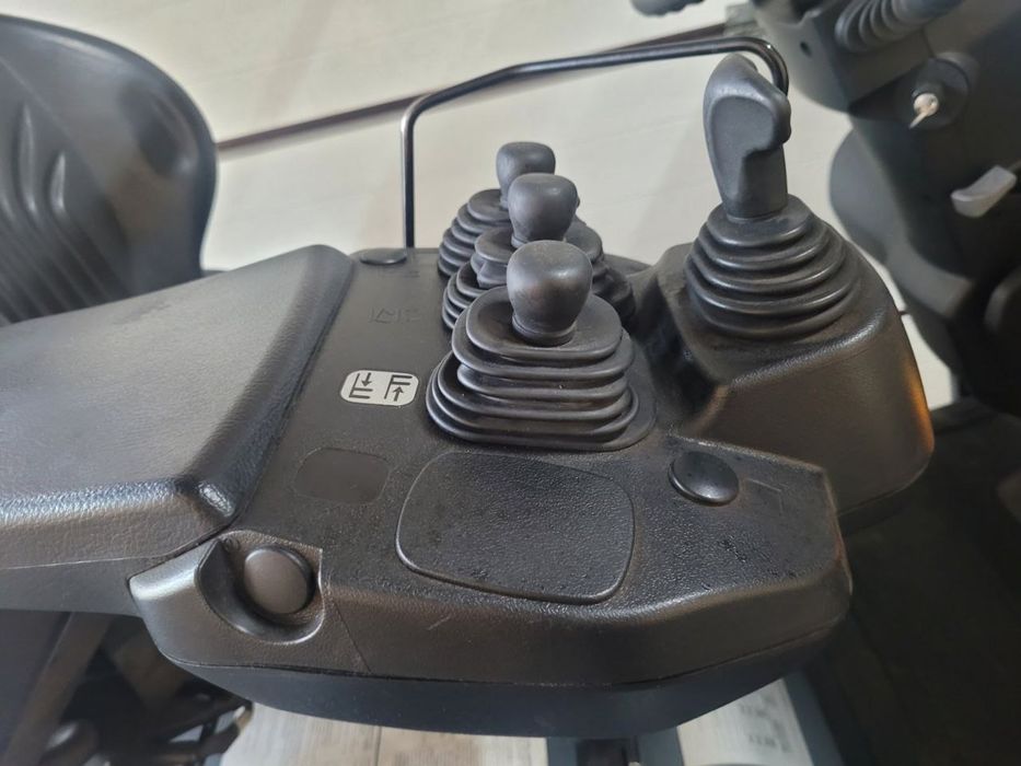 Навантажувач електро, Toyota, вантажопідйомність 3 тонни,