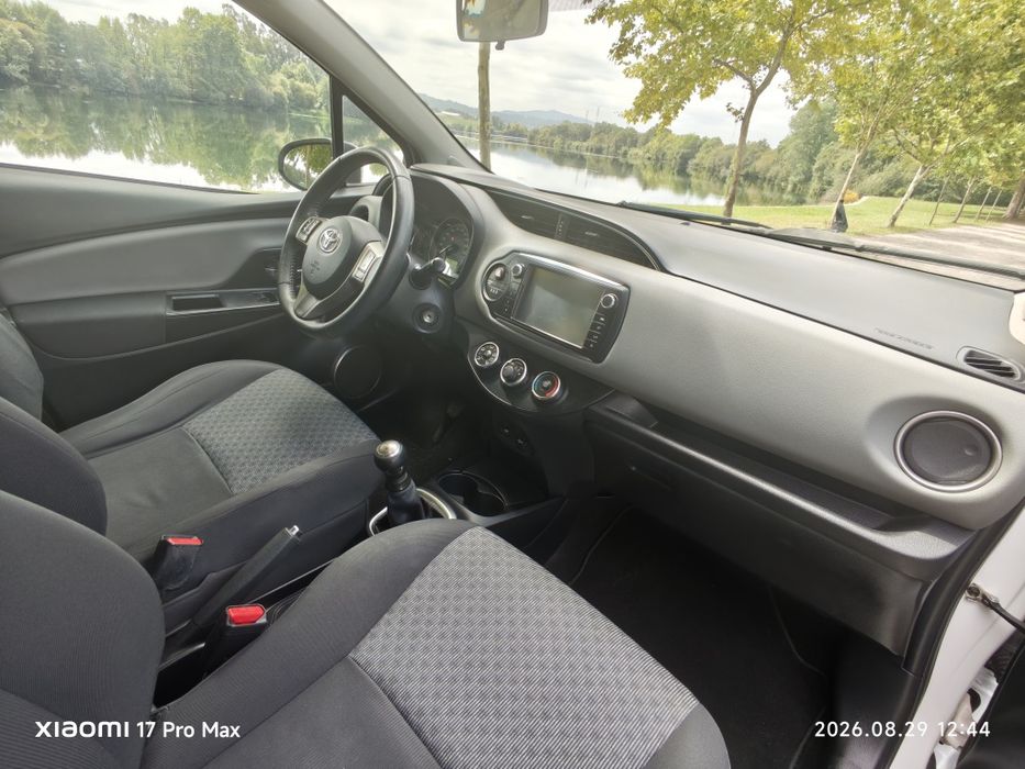 Toyota Yaris 2014 1.0 gasolina 119000km