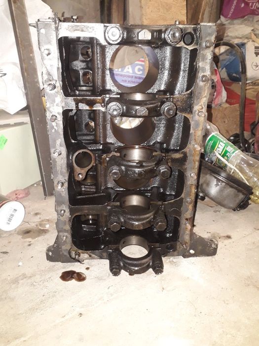 .продам блок двигателя тойота литайс 5к