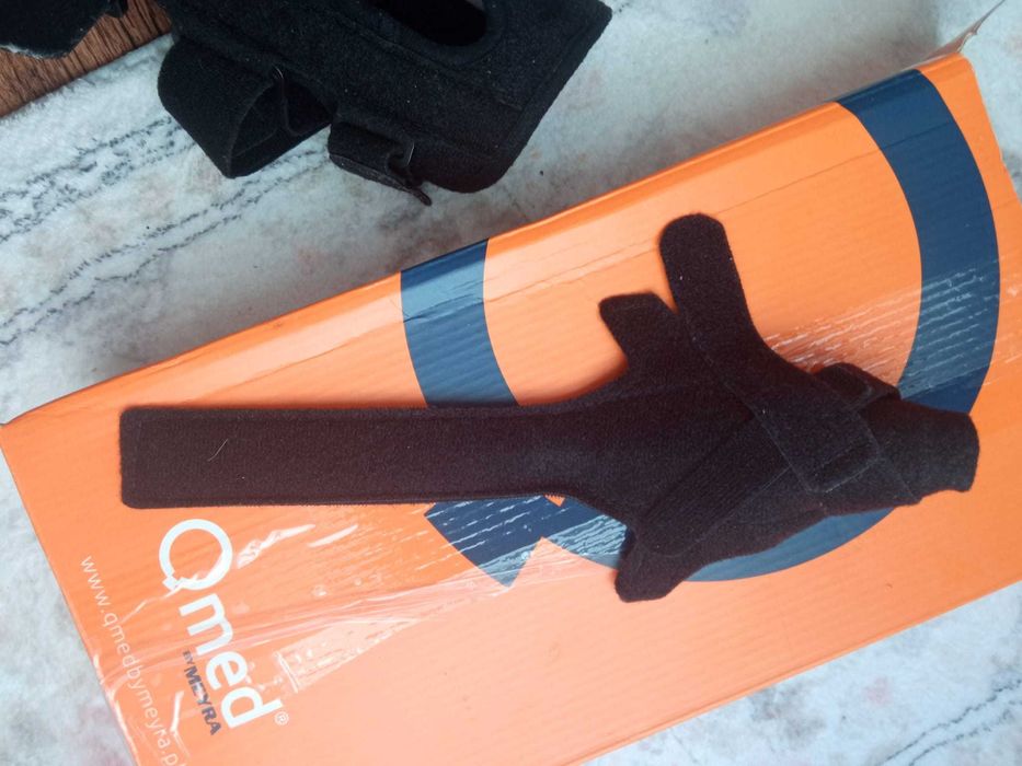 ORTEZA uniwersalna nadgarstka z ujęciem kciuka lewa/prawa