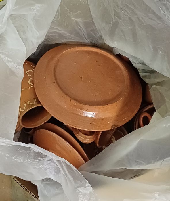 Conjunto de louça de barro