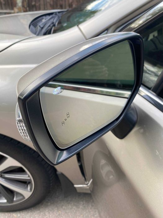 Subaru Legacy 2016 (2.5i-S CVT / 175 к.с. / AWD)