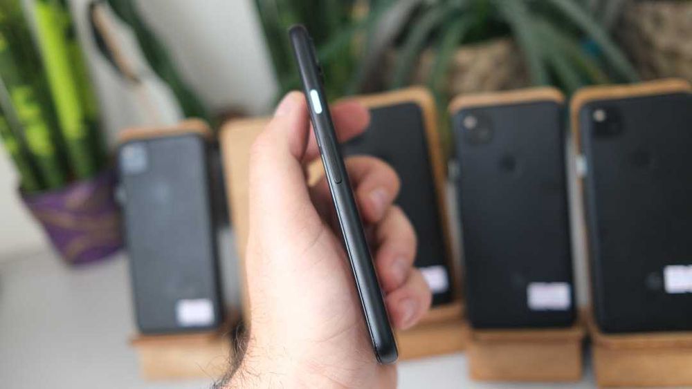 Google Pixel 4a 6/128GB Neverlock асортимент нова акб
