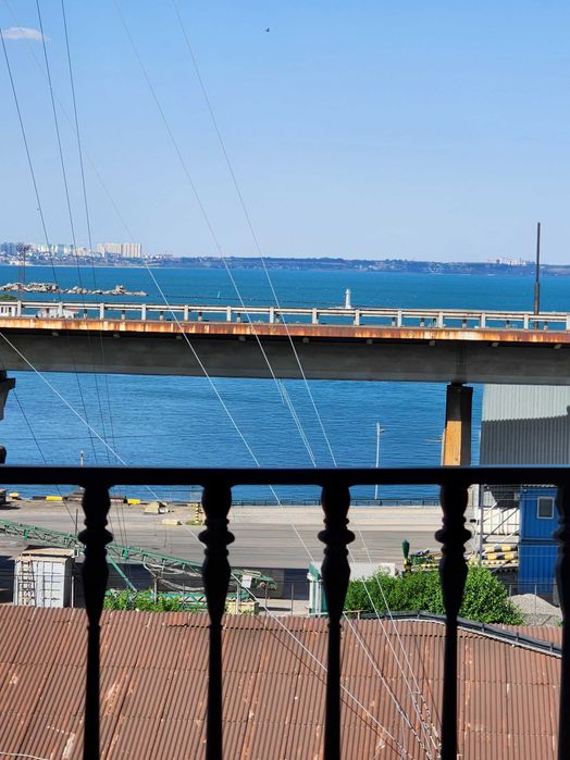 Сдам квартиру с видом на море в центре