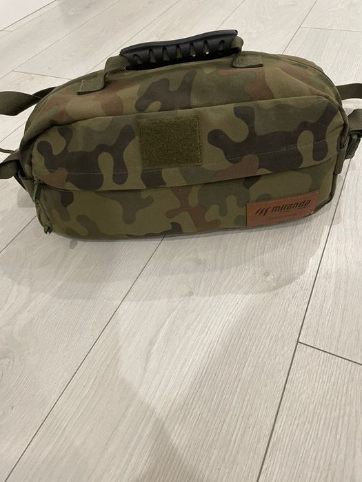 Маскувальний костюм