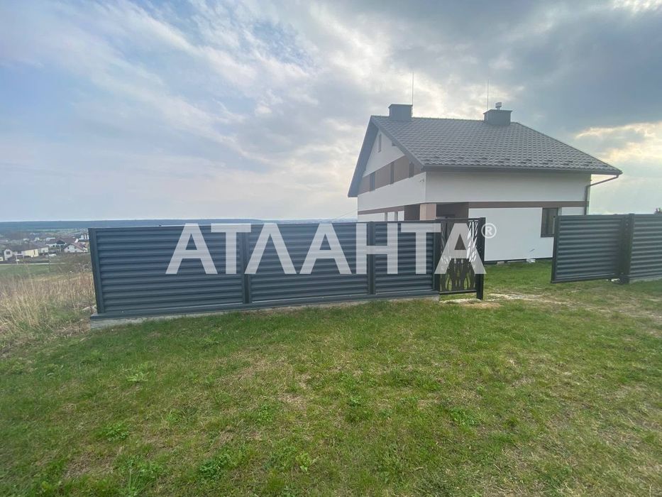 Продаж приватного будинку в с. Карачинів