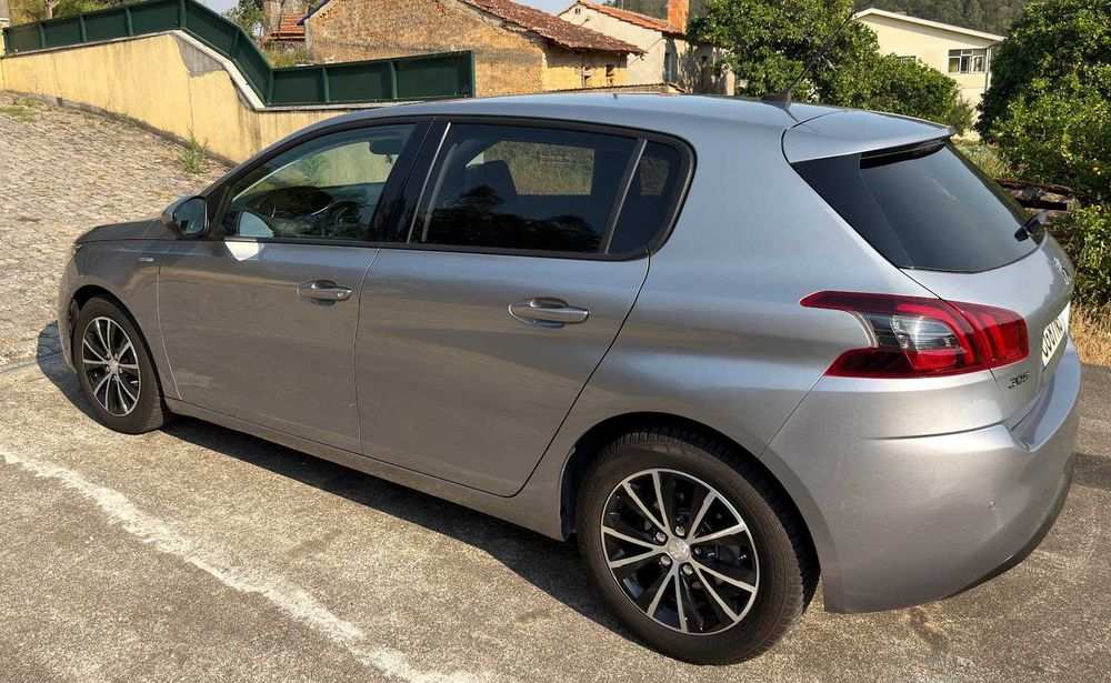 Peugeot 308 1.2 Puretech Style (110cv)