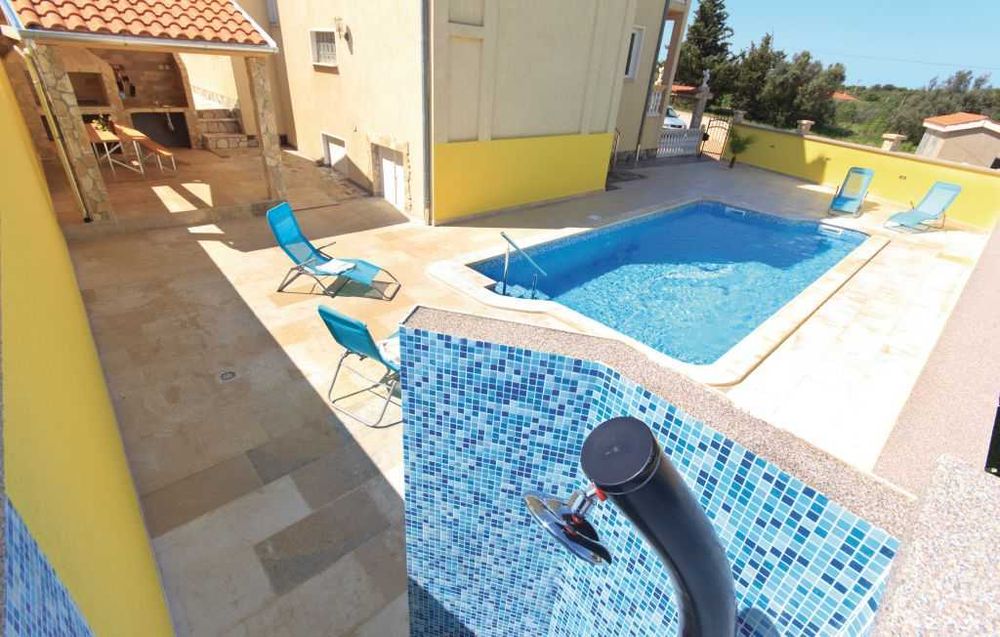 Wakacje, Chorwacja, Istria, dla 2 osób z basenem