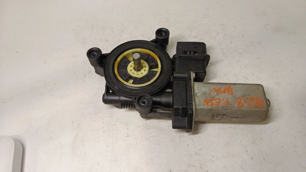 Motor vidro frente esquerdo BMW 3 (F30, F80)