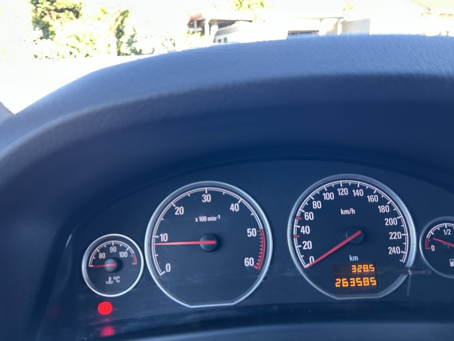 Vectra 1.9 CDTI — Muito bom estado — Pronto a andar