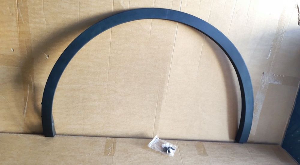 Tesla Y Накладка порога арки крила