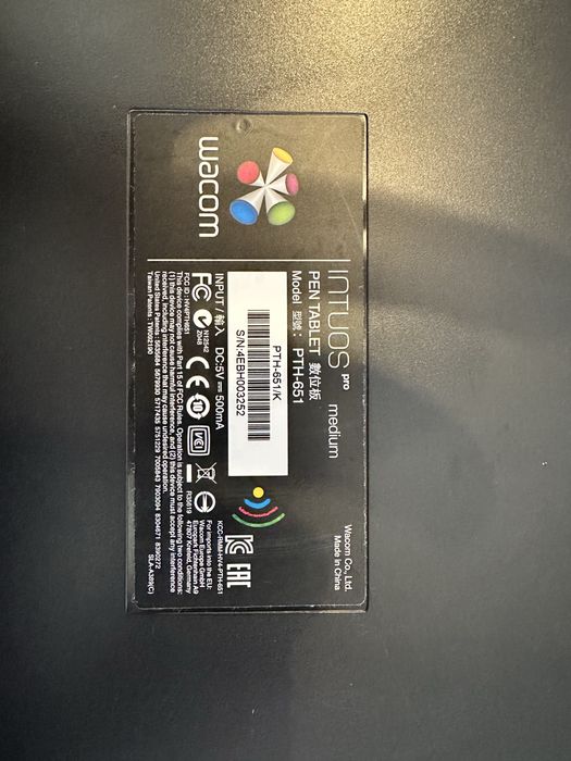 Wacom Intuos pro M PTH-651
