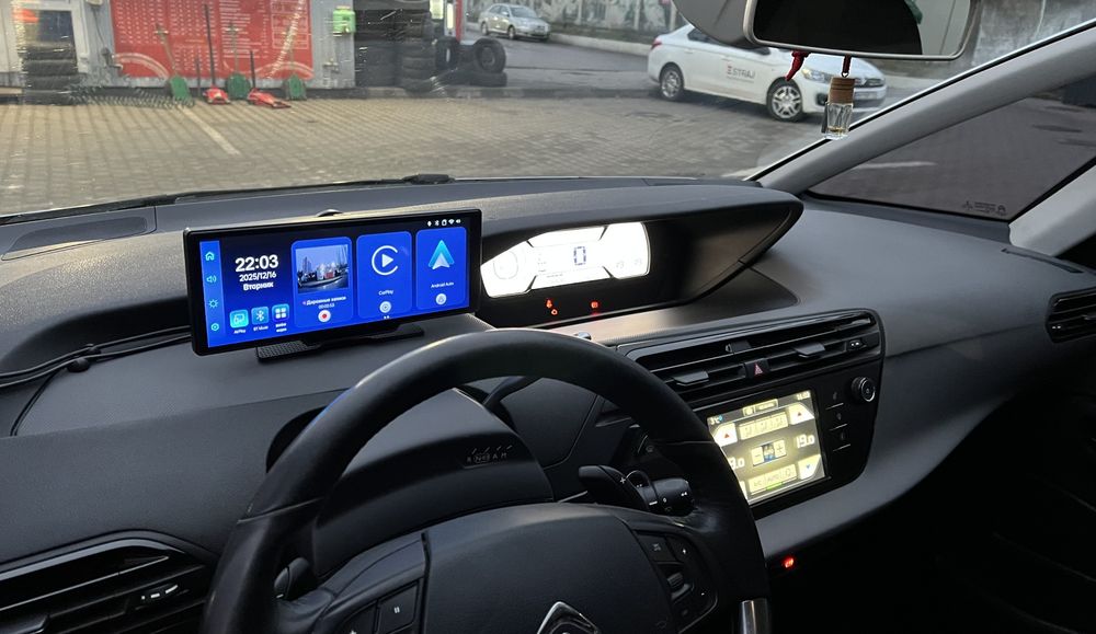 Автомобіль Citroen C4 Picasso