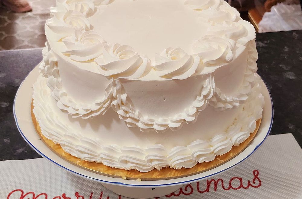 Bolos, doces e salgados