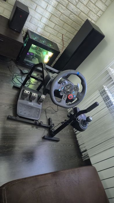 Kierownica PC/PS4/PS5 Logitech G29 + pedaly + stojak + shifter 6 biegow z wstecznym + hamulec reczny hydrołapa + karton oryginalny