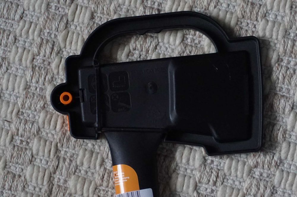Fiskars Solid siekiera A10 Nowa